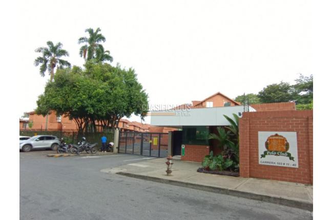 Casas, Venta en Ciudad Jardín