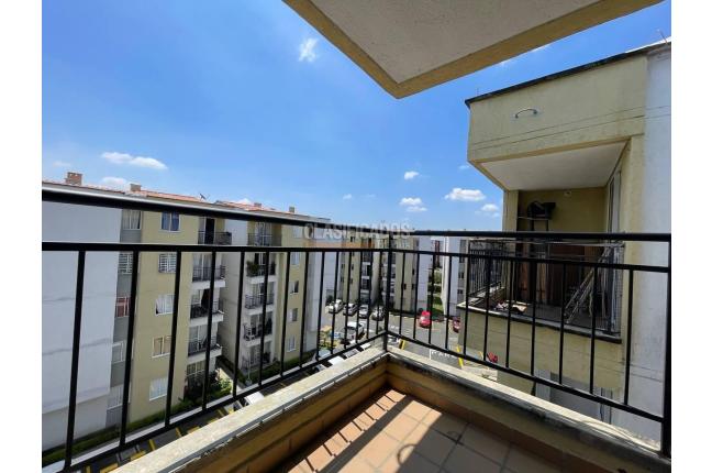 Apartamentos, Alquiler, Ciudad Pacifica - $1.000.000