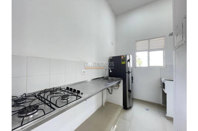 Apartamentos, Alquiler, Ciudad Pacifica - $1.000.000