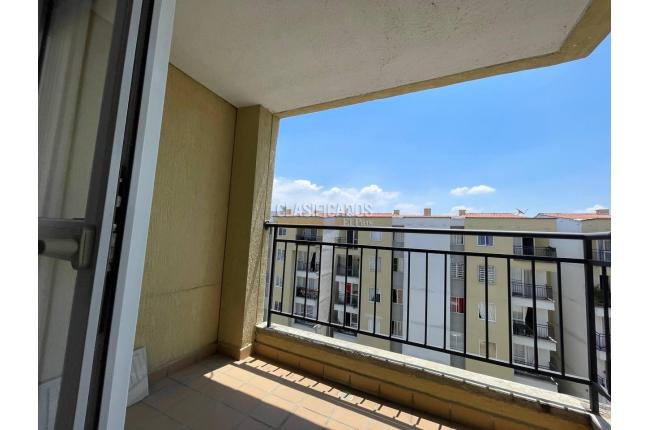 Apartamentos, Alquiler, Ciudad Pacifica - $1.000.000