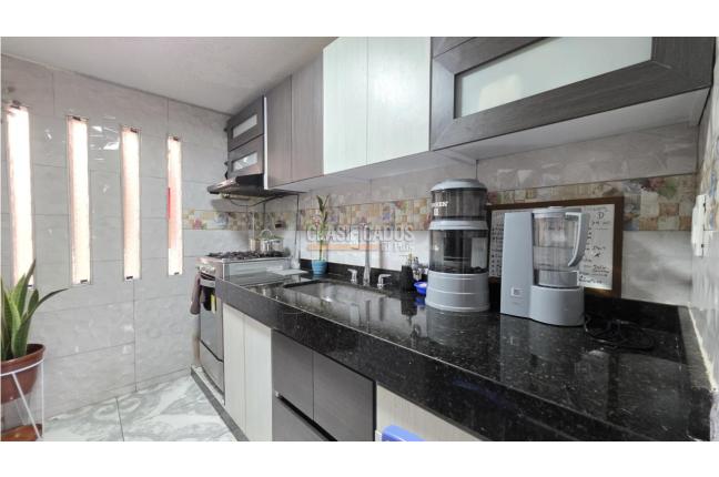 Apartamentos, Venta, Cañaverales - $195.000.000