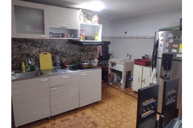 Casas, Venta, Floralia - $350.000.000