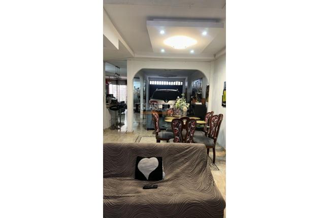 Casas, Venta, Salomia - $695.000.000