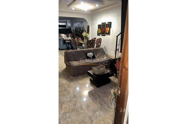 Casas, Venta, Salomia - $695.000.000