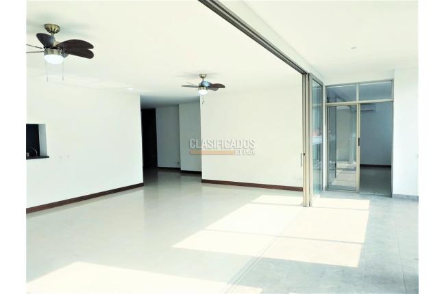 Apartamentos, Venta en Pance