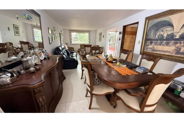 Casas, Venta, Ciudad Capri - $550.000.000