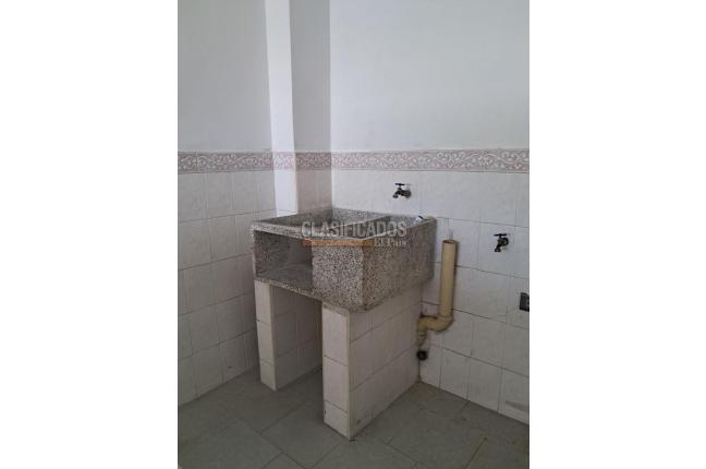 Apartamentos, Alquiler, San Nicolás - $700.000