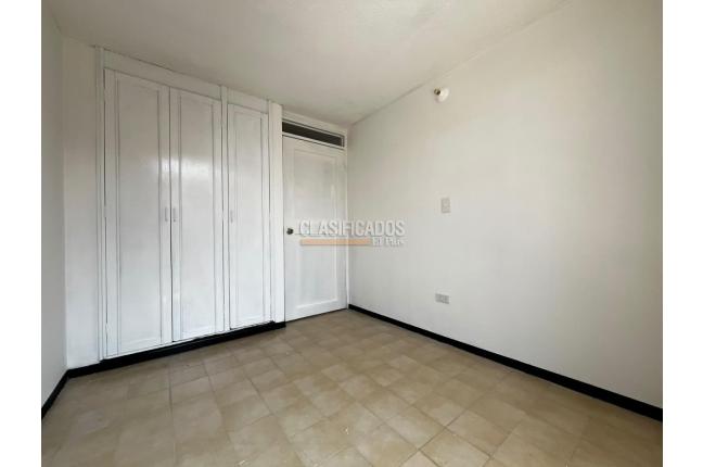 Apartamentos, Alquiler, Alcázares - $850.000