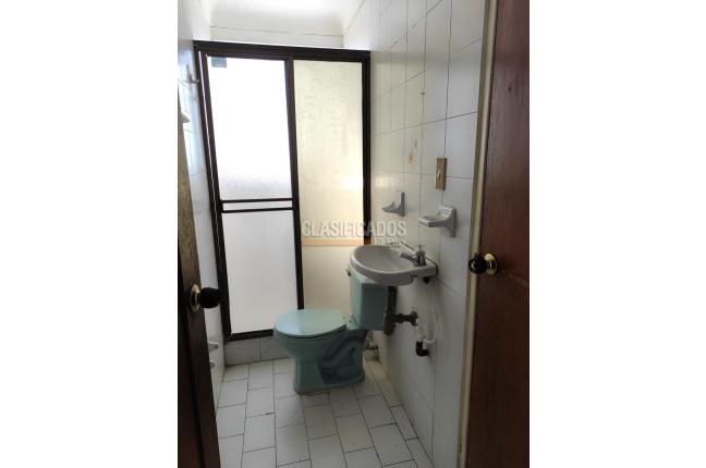 Apartamentos, Alquiler, El Cedro - $750.000