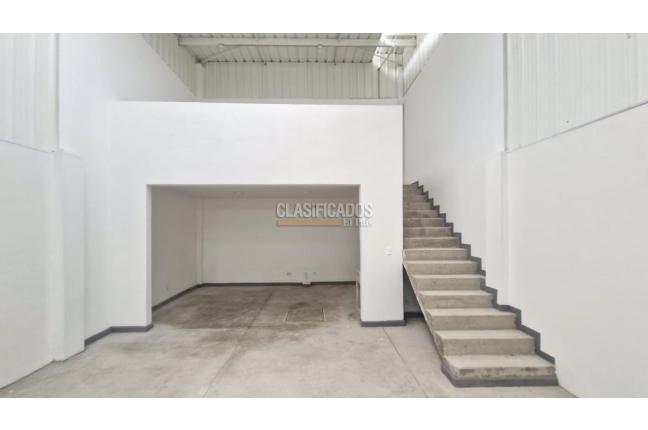 Locales y Bodegas, Alquiler, El Trébol - $750.000.000