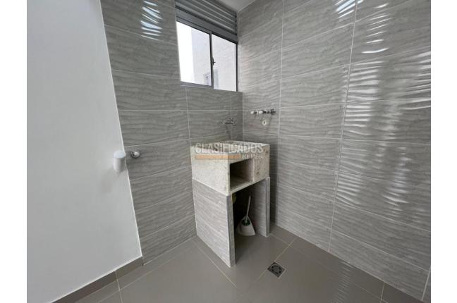 Apartamentos, Alquiler, Kachipay - $1.100.000