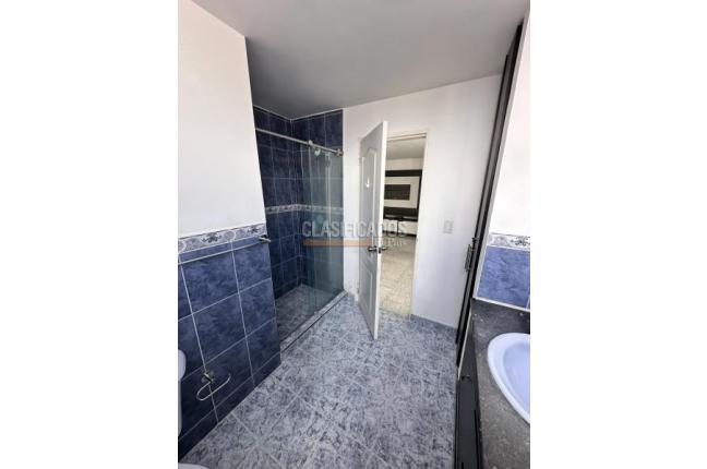 Apartamentos, Venta, Versalles - $670.000.000