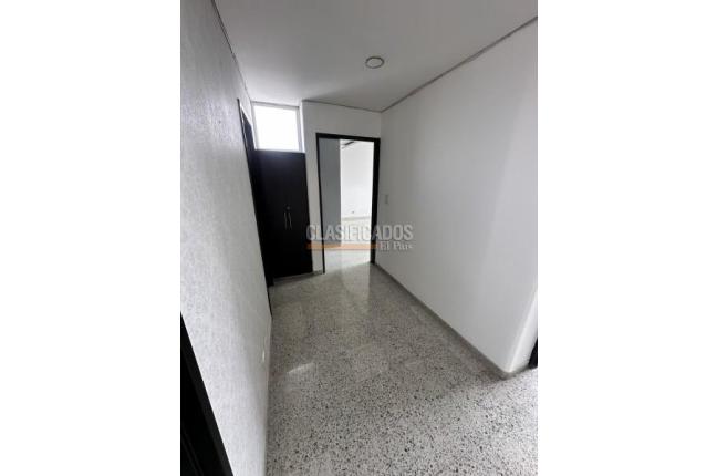 Apartamentos, Venta, Versalles - $670.000.000