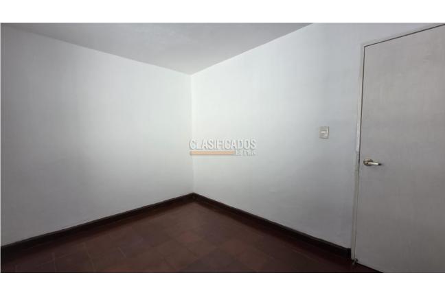 Casas, Venta, Miraflores - $450.000.000