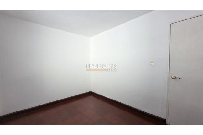 Casas, Venta, Miraflores - $450.000.000