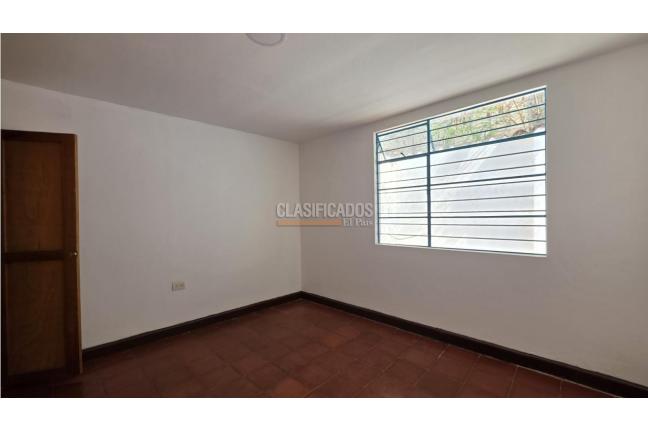 Casas, Venta, Miraflores - $450.000.000