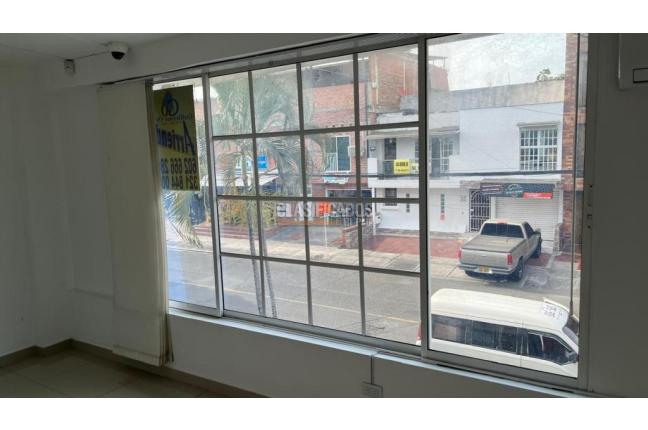 Oficinas y Consultorios, Alquiler, Prados del Norte - $2.350.000