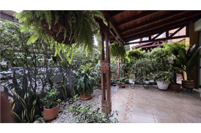 Casas, Venta, Ciudad Jardín - $880.000.000