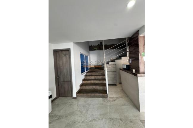 Edificios, Venta en Gran Limonar