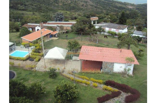 Casas, Venta en Yumbo