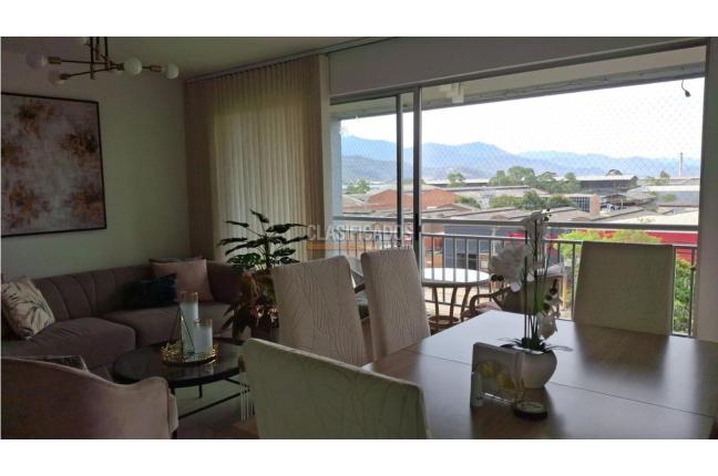 Apartamentos, Venta en La Flora