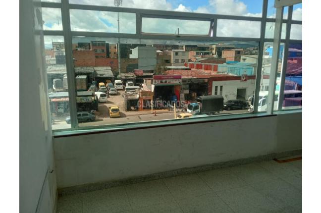 Locales y Bodegas, Alquiler, Bogotá - $2.400.000