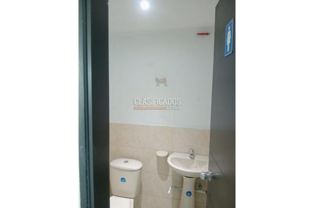 Locales y Bodegas, Alquiler, Bogotá - $2.400.000