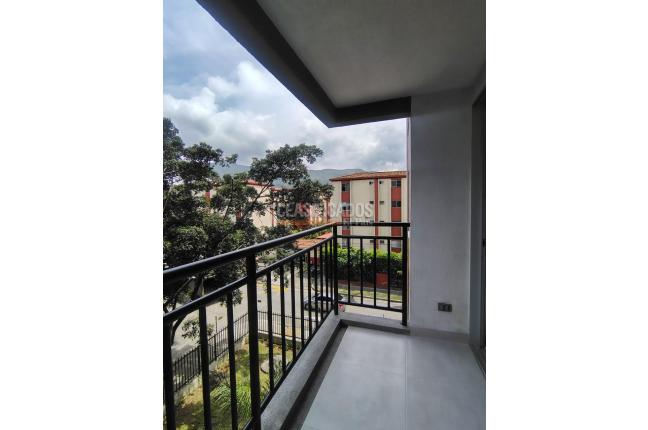 Apartamentos, Venta, Prados del Norte - $370.000.000