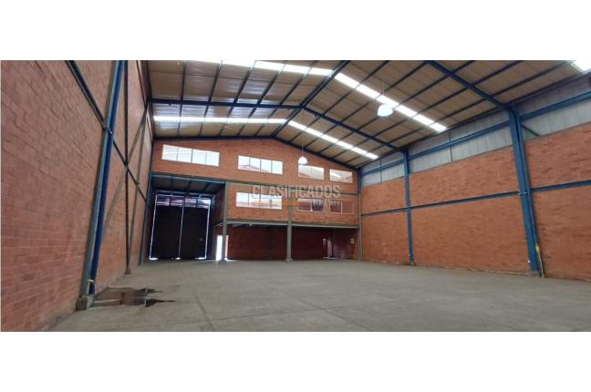 Locales y Bodegas, Alquiler en Yumbo