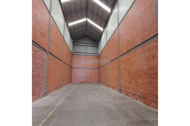 Locales y Bodegas, Alquiler, Yumbo - $15.700.000