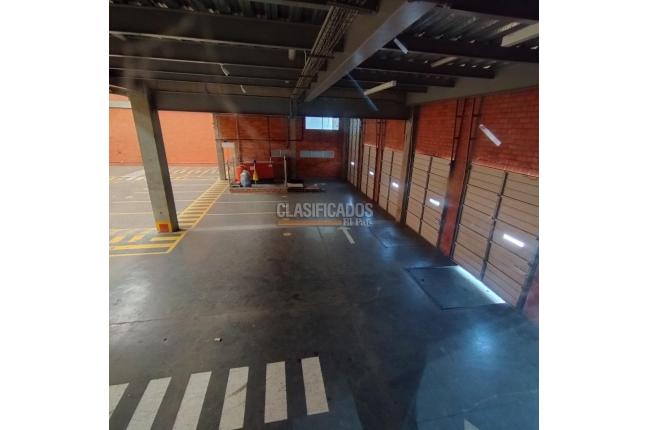 Locales y Bodegas, Venta, Acopi - $4.889.000.000