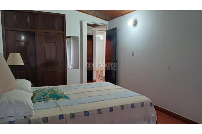 Casas, Venta, Paseo de los Almendros - $495.000.000