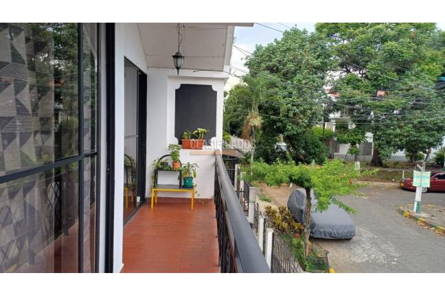 Casas, Venta, Paseo de los Almendros - $495.000.000