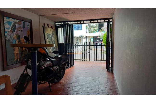 Casas, Venta, Paseo de los Almendros - $495.000.000