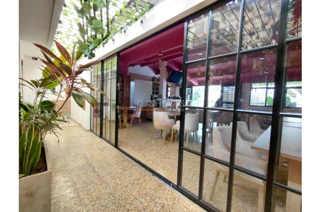 Locales y Bodegas, Alquiler, Granada - $10.000.000