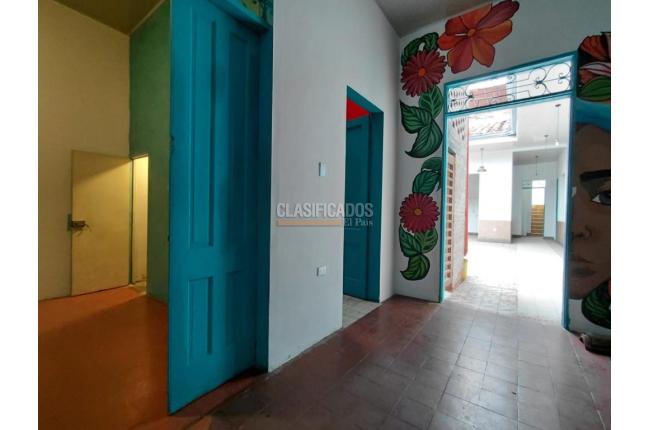 Locales y Bodegas, Alquiler, Granada - $10.000.000