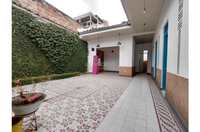 Locales y Bodegas, Alquiler, Granada - $10.000.000