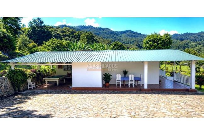 Fincas y Casas Campestres, Venta en Yumbo