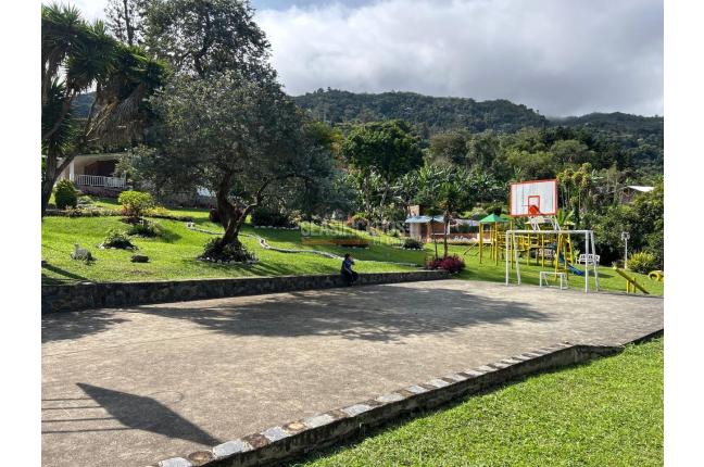 Fincas y Casas Campestres, Venta, Yumbo - $1.800.000.000