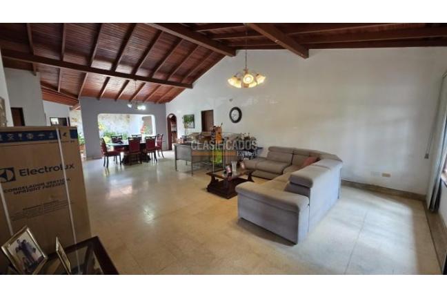 Casas, Venta, Prados del Norte - $780.000.000