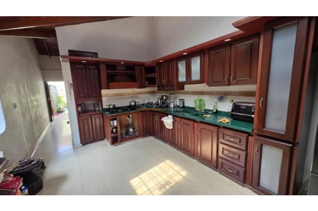 Casas, Venta, Prados del Norte - $780.000.000