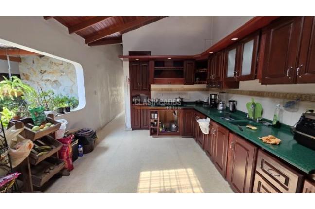 Casas, Venta, Prados del Norte - $780.000.000