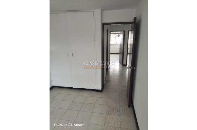 Apartamentos, Alquiler, El Refugio - $1.400.000