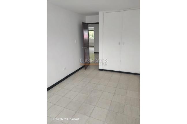 Apartamentos, Alquiler, El Refugio - $1.400.000
