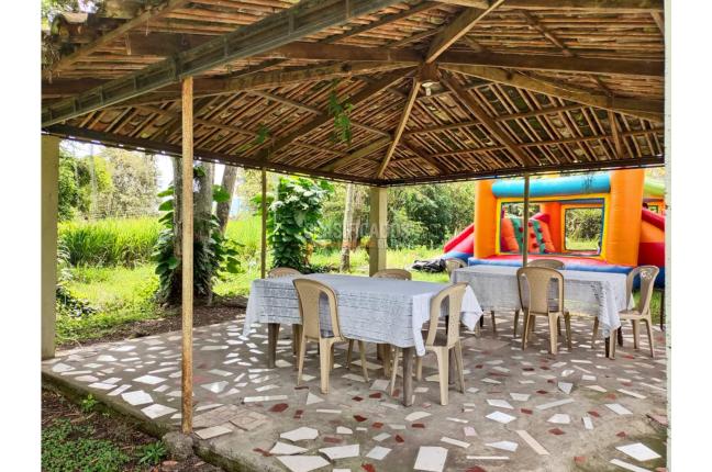 Casas, Venta, Ginebra - $700.000.000