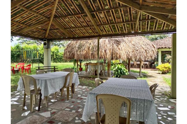 Casas, Venta, Ginebra - $700.000.000