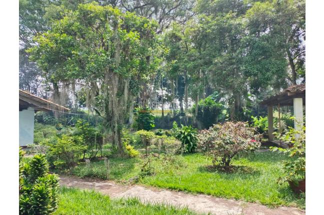 Casas, Venta, Ginebra - $700.000.000