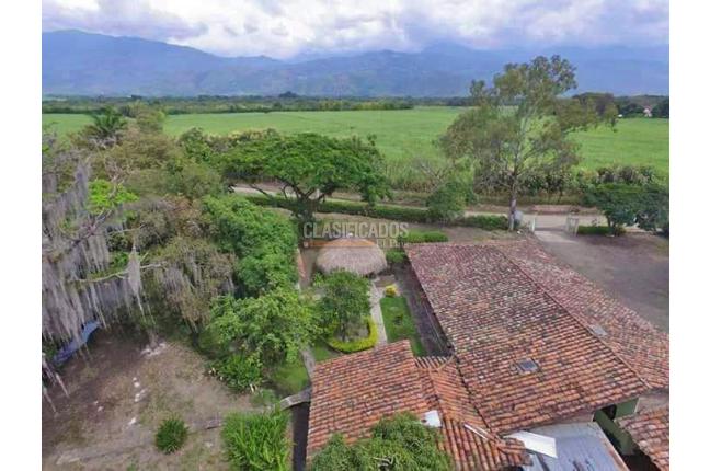 Casas, Venta, Ginebra - $700.000.000