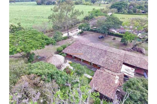 Casas, Venta, Ginebra - $700.000.000