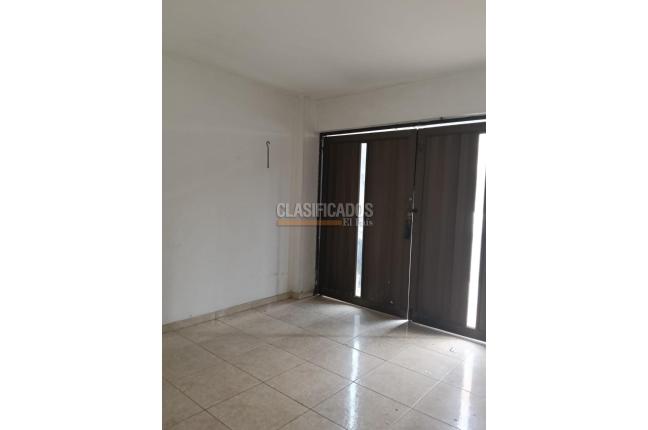 Edificios, Venta, Primero de Mayo - $750.000.000